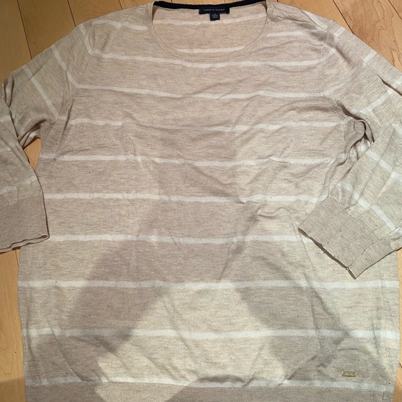 Tommy Hilfiger striped sweater! - Picture 6 of 6